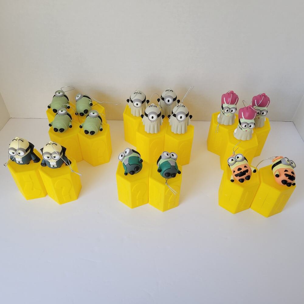 Lot of 17 Hallmark Illumination's MINIONS Halloween Mystery Ornaments Incl RARE